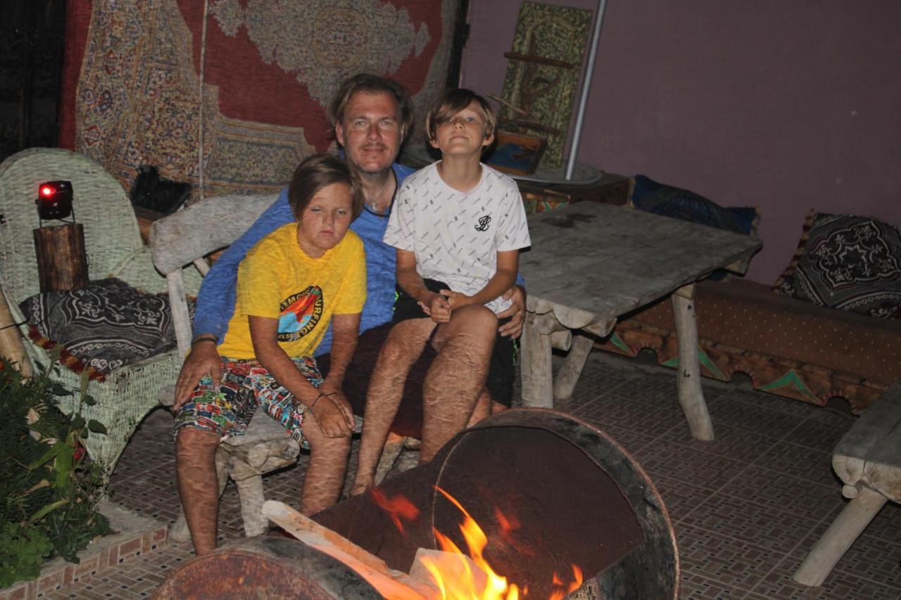 Afica Surf House Hostel Имсуане Екстериор снимка